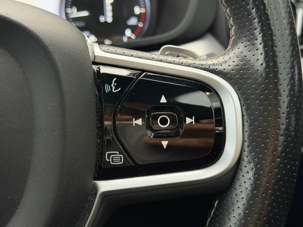 Used Volvo XC60 2018 for sale - 76632287: Photo 16