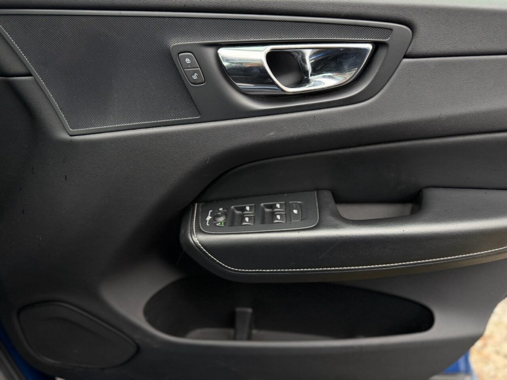 Used Volvo XC60 2018 for sale - 76632287: Photo 19