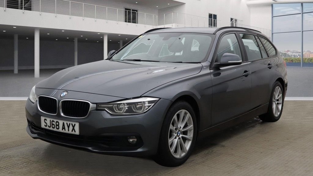 Used BMW 3 Series 2018 for sale - 76591046: Photo 2