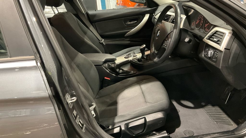 Used BMW 3 Series 2018 for sale - 76591046: Photo 9