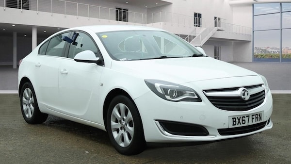 Used Vauxhall Insignia 2017 for sale - 76132088: Photo 1
