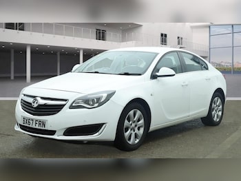 Used Vauxhall Insignia 2017 for sale - 76132088: Photo 2