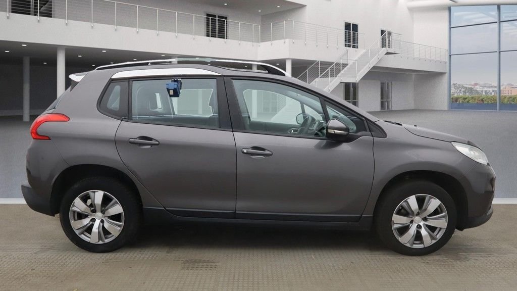 Used Peugeot 2008 2015 for sale - 76168528: Photo 5