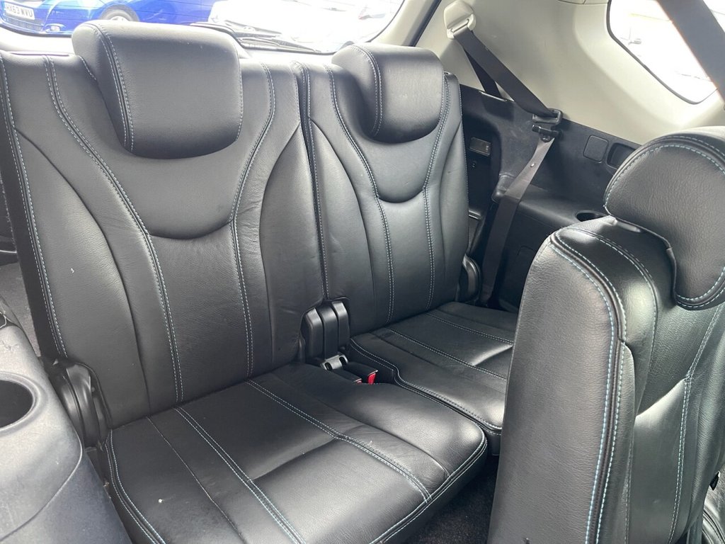 Used Toyota Prius+ 2015 for sale - 77905019: Photo 10