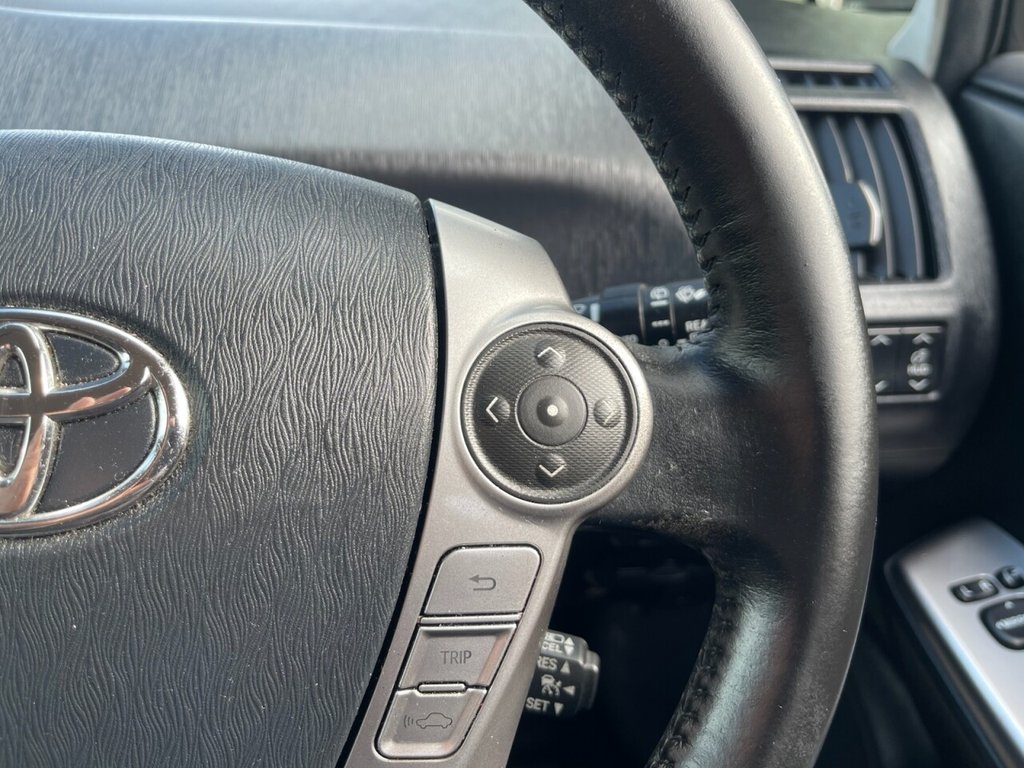 Used Toyota Prius+ 2015 for sale - 77905019: Photo 17