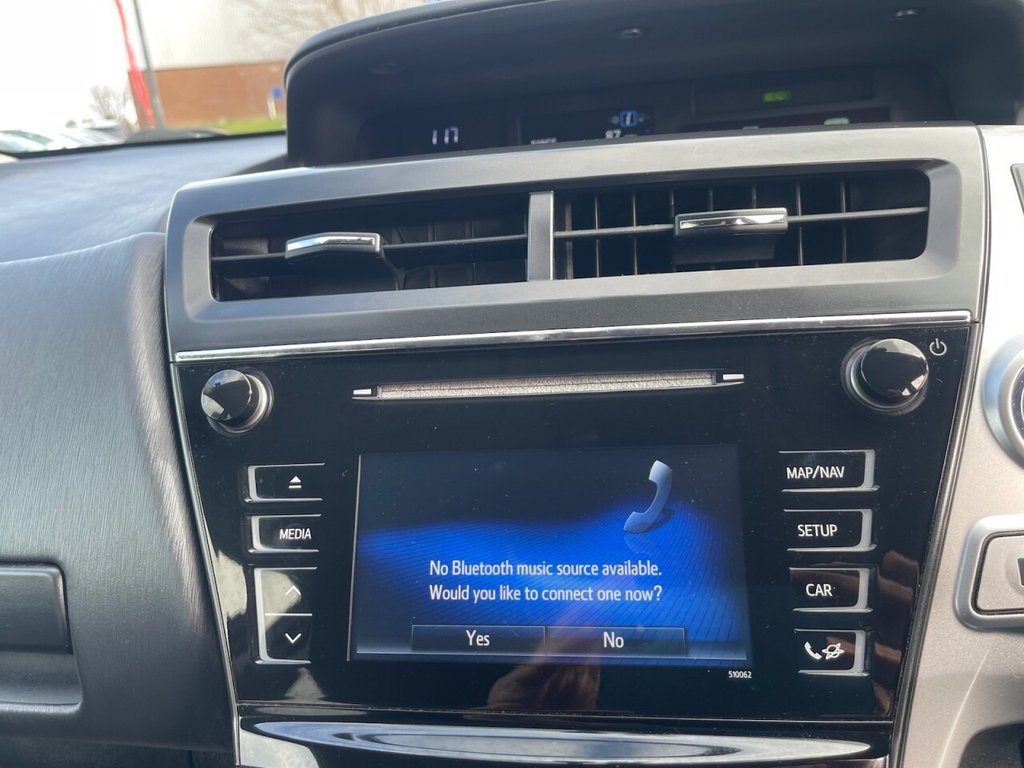 Used Toyota Prius+ 2015 for sale - 77905019: Photo 21