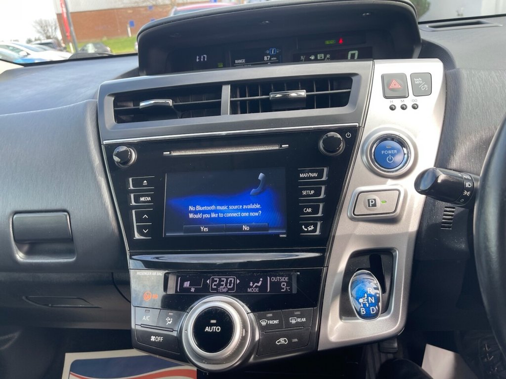 Used Toyota Prius+ 2015 for sale - 77905019: Photo 22