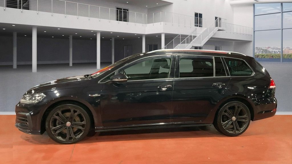 Used Volkswagen Golf 2018 for sale - 77315969: Photo 16