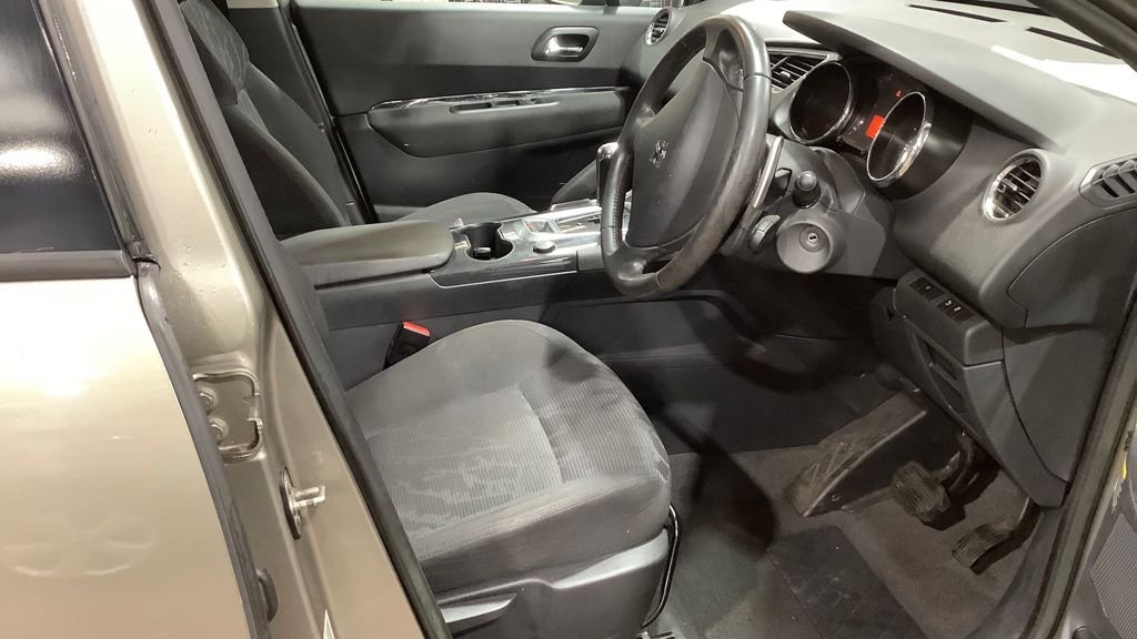 Used Peugeot 3008 2013 for sale - 76496088: Photo 5