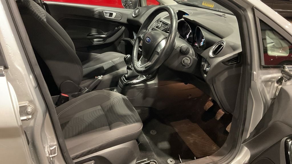Used Ford Fiesta 2013 for sale - 77893708: Photo 21