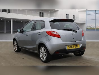 Used Mazda Mazda2 2014 for sale - 76163261: Photo 2