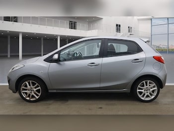 Used Mazda Mazda2 2014 for sale - 76163261: Photo 3