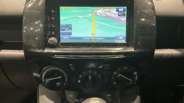 Used Mazda Mazda2 2014 for sale - 76163261: Photo 8