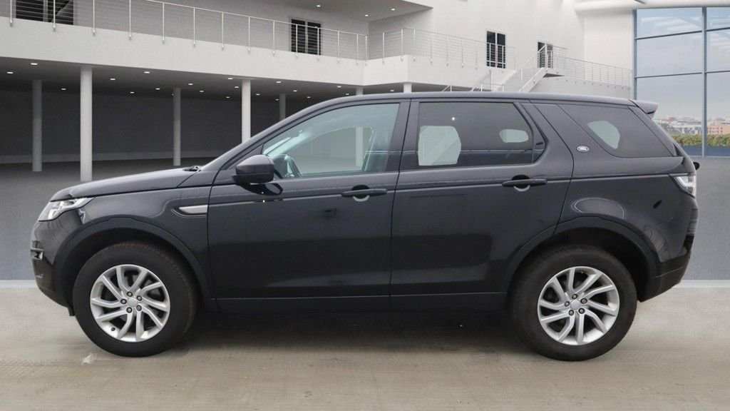 Used Land Rover Discovery Sport 2018 for sale - 78022072: Photo 18