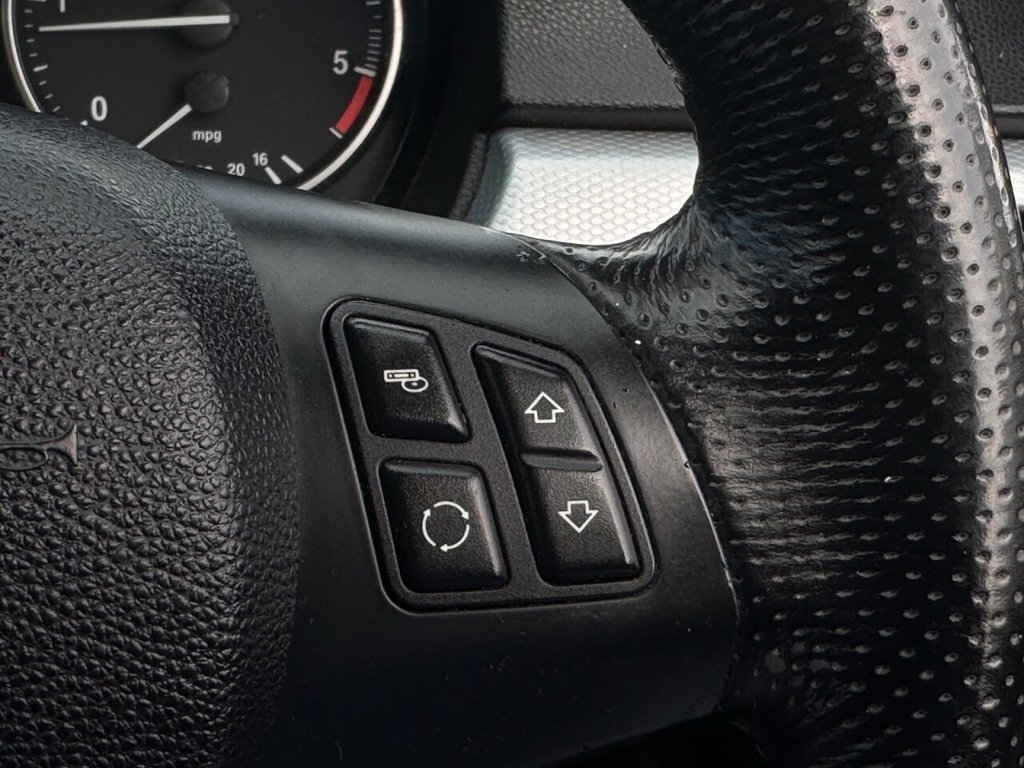 Used BMW 3 Series 2009 for sale - 76395930: Photo 13