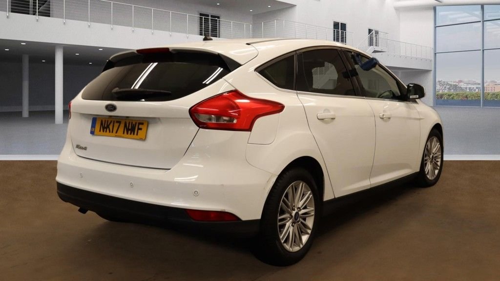 Used Ford Focus 2017 for sale - 76469944: Photo 4