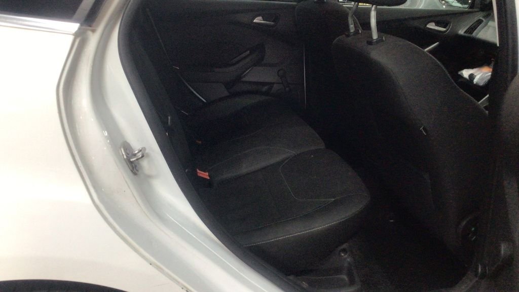 Used Ford Focus 2017 for sale - 76469944: Photo 6