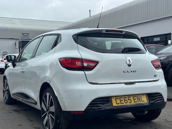Used Renault Clio 2015 for sale - 78610121: Photo