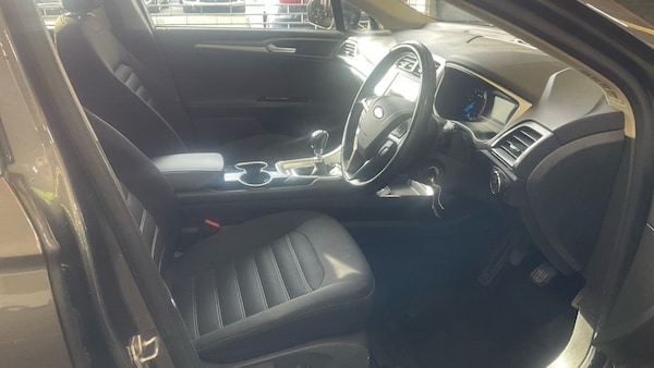 Used Ford Mondeo 2016 for sale - 76235495: Photo 8