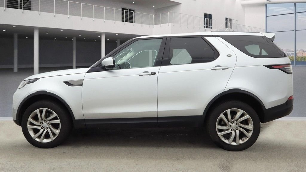 Used Land Rover Discovery 2018 for sale - 76977436: Photo 18