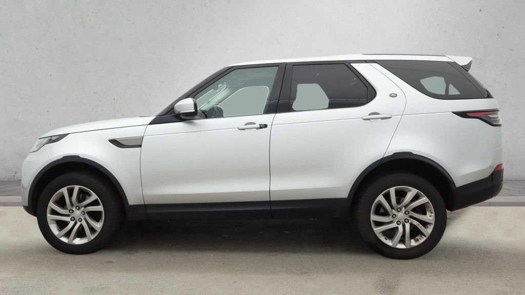 Used Land Rover Discovery 2018 for sale - 76977436: Photo 6