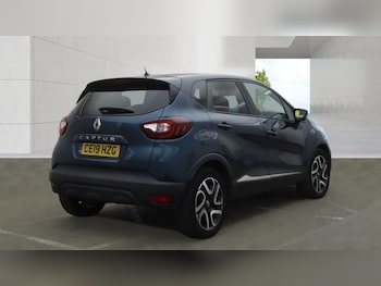Used Renault Captur 2019 for sale - 79573971: Photo