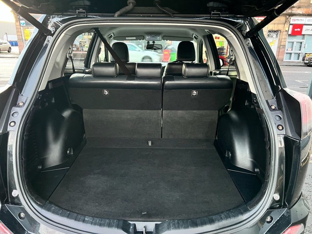 Used Toyota RAV4 2016 for sale - 77520519: Photo 21