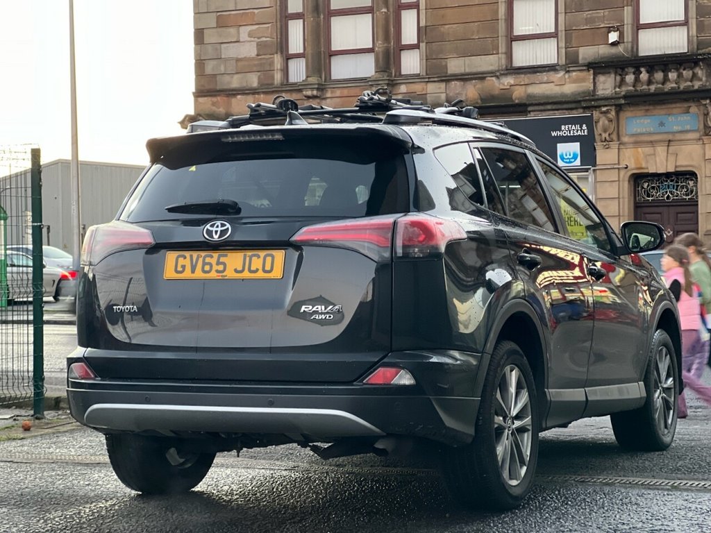 Used Toyota RAV4 2016 for sale - 77520519: Photo 4