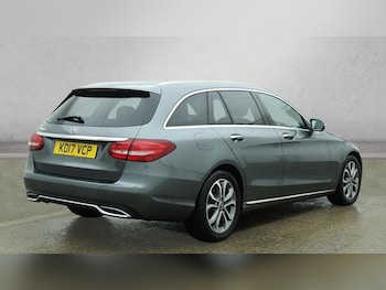 Used Mercedes-Benz C Class 2017 for sale - 77360232: Photo