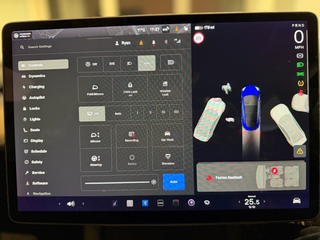 Used Tesla Model 3 2021 for sale - 76632259: Photo 16