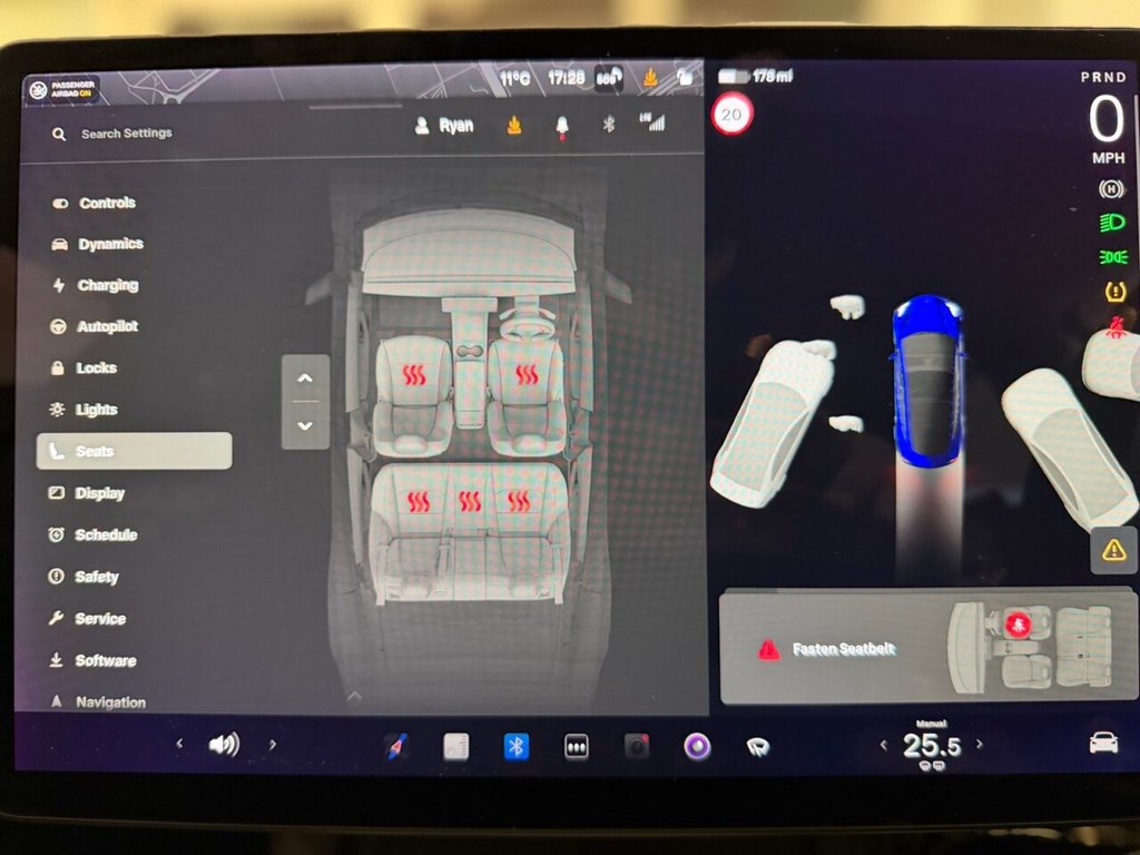 Used Tesla Model 3 2021 for sale - 76632259: Photo 18