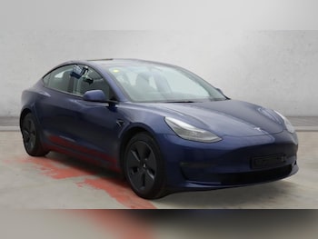 Tesla - Model 3