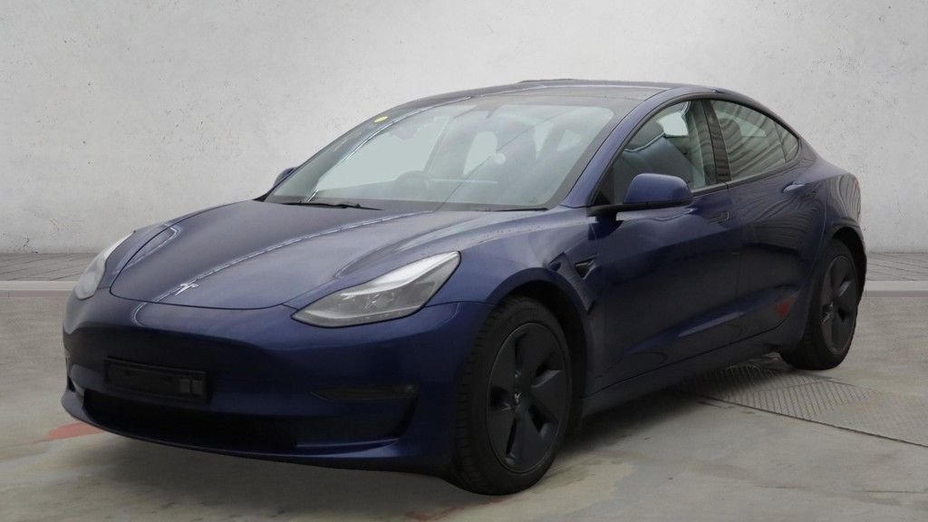 Used Tesla Model 3 2021 for sale - 76632259: Photo 2