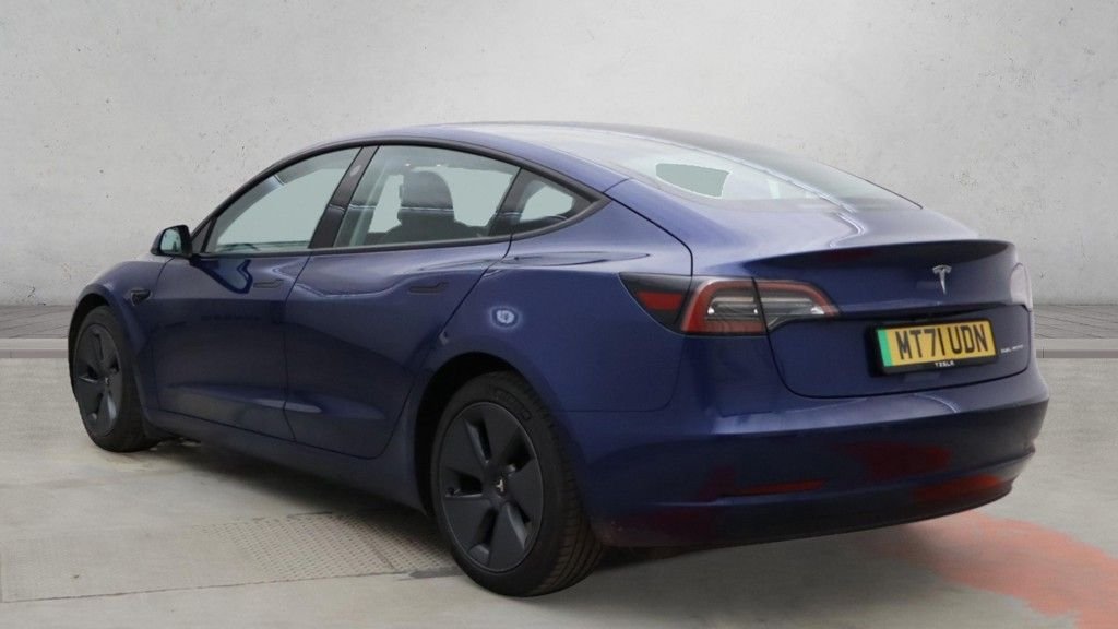 Used Tesla Model 3 2021 for sale - 76632259: Photo 3