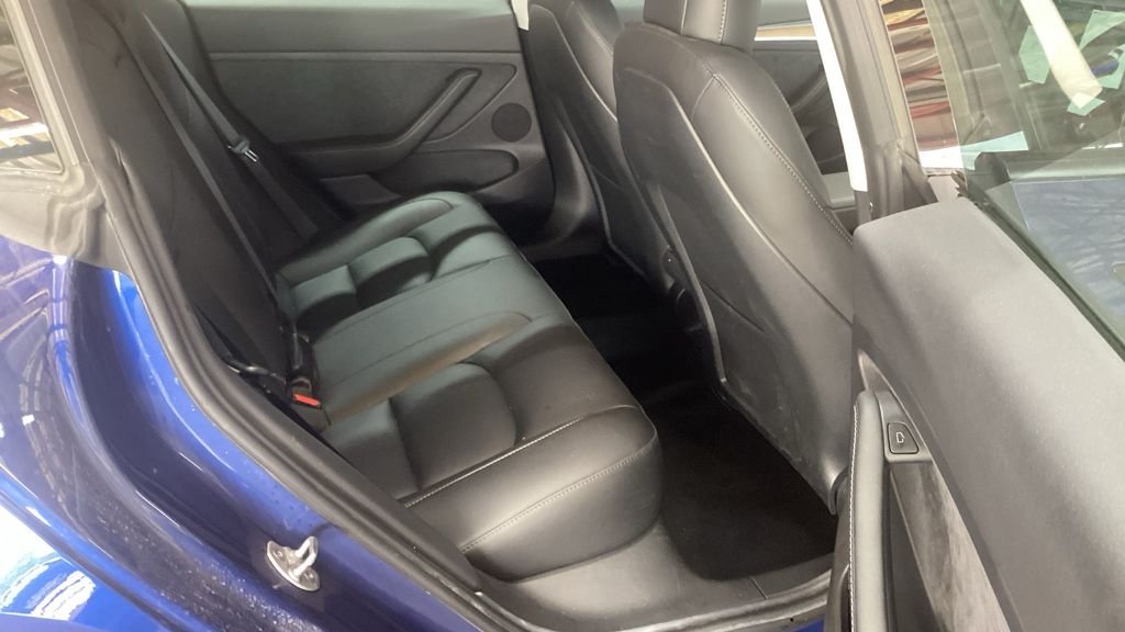 Used Tesla Model 3 2021 for sale - 76632259: Photo 8
