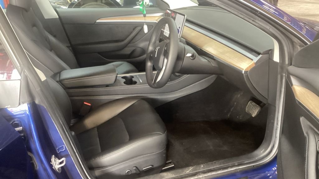 Used Tesla Model 3 2021 for sale - 76632259: Photo 9