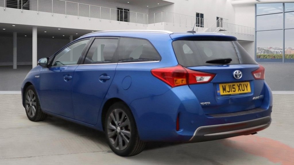 Used Toyota Auris 2015 for sale - 77027203: Photo 3