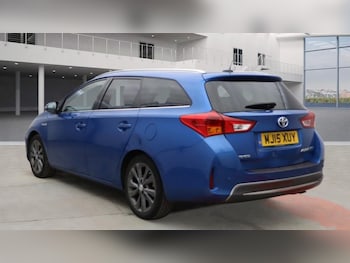 Used Toyota Auris 2015 for sale - 77027203: Photo