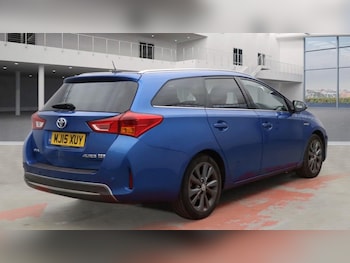 Used Toyota Auris 2015 for sale - 77027203: Photo