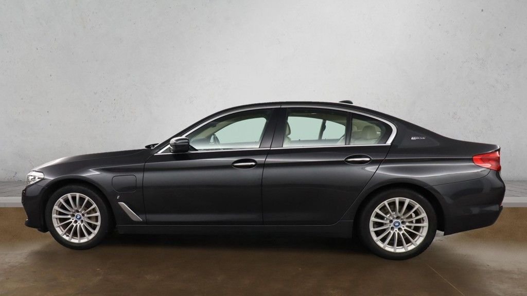 Used BMW 5 Series 2017 for sale - 76593475: Photo 6