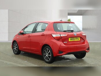 Used Toyota Yaris 2019 for sale - 78458432: Photo