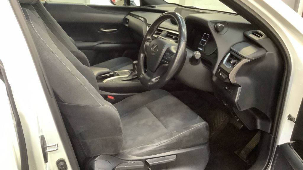 Used Lexus UX 2019 for sale - 76731218: Photo 21