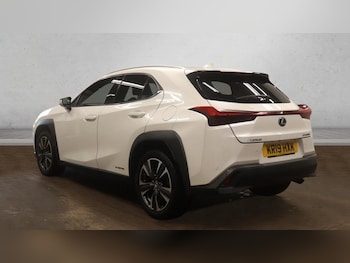 Used Lexus UX 2019 for sale - 76731218: Photo