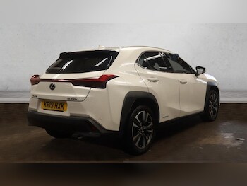 Used Lexus UX 2019 for sale - 76731218: Photo