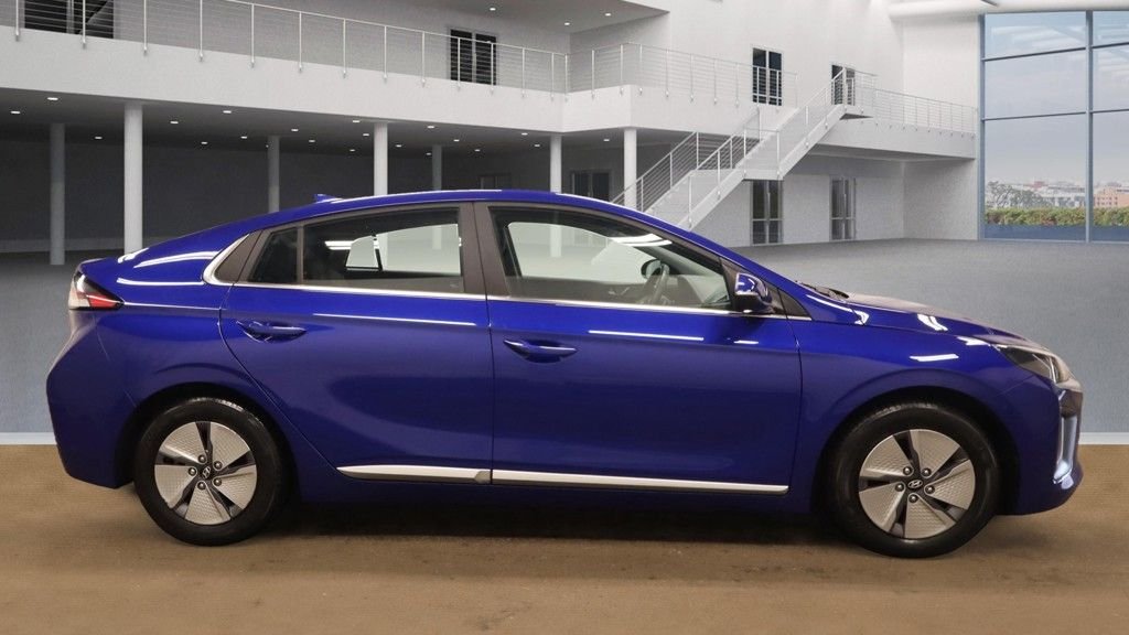 Used Hyundai IONIQ 2021 for sale - 76132132: Photo 5