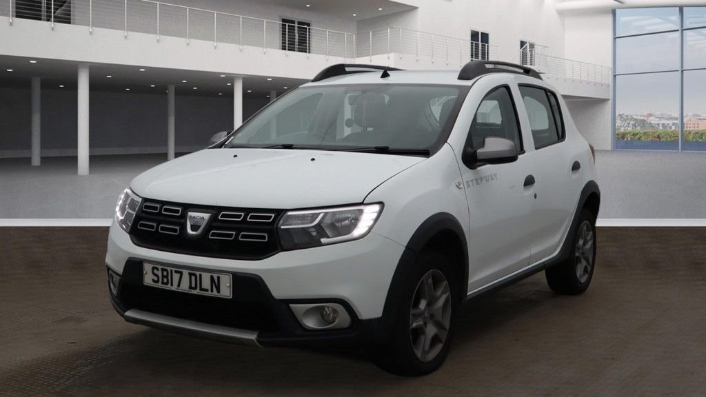 Used Dacia Sandero Stepway 2017 for sale - 77614272: Photo 14