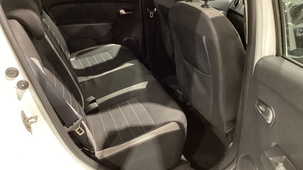 Used Dacia Sandero Stepway 2017 for sale - 77614272: Photo 20