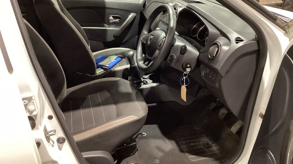 Used Dacia Sandero Stepway 2017 for sale - 77614272: Photo 21