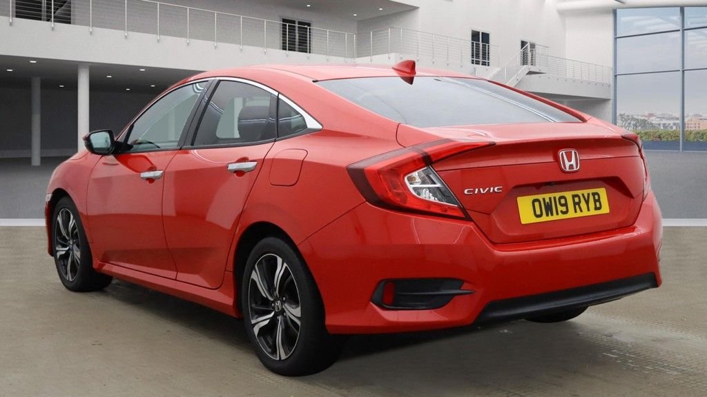 Used Honda Civic 2019 for sale - 77995293: Photo 15