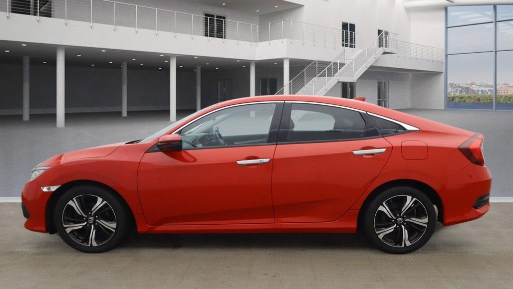 Used Honda Civic 2019 for sale - 77995293: Photo 18